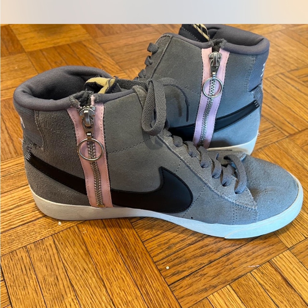 Nike Gray blazers High-Top Sneakers